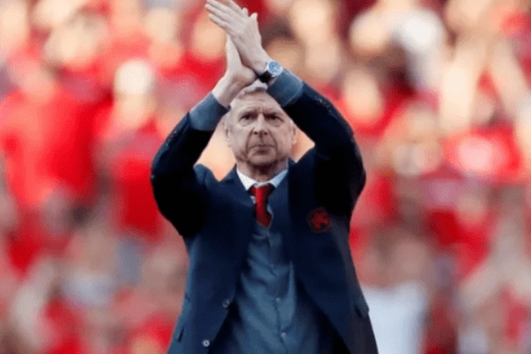 溫格去哪里執教了？